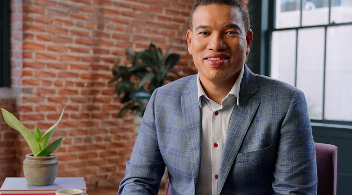 Image of Dr. David Chin Yee from the video "Redefining successin GA treatment starts with protection"